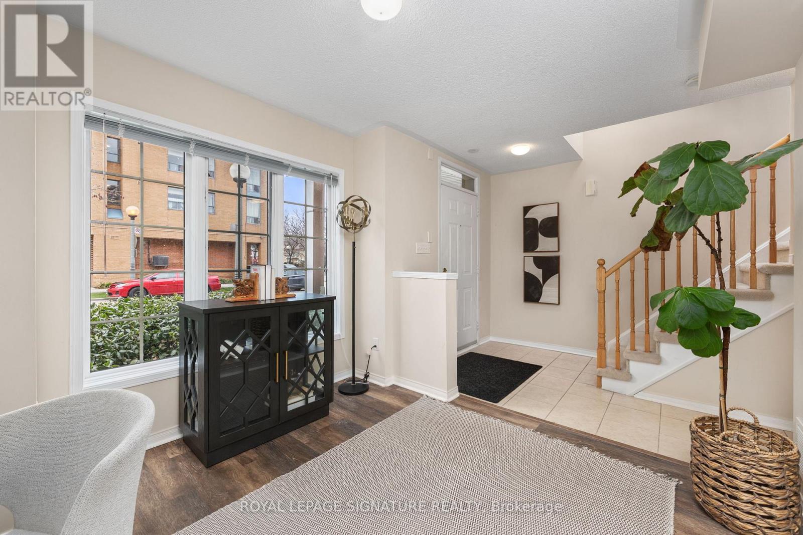 Row / Townhouse for Sale in 10 - 161 THIRTEENTH STREET|Toronto (New Toronto), Ontario M8V4E4 4