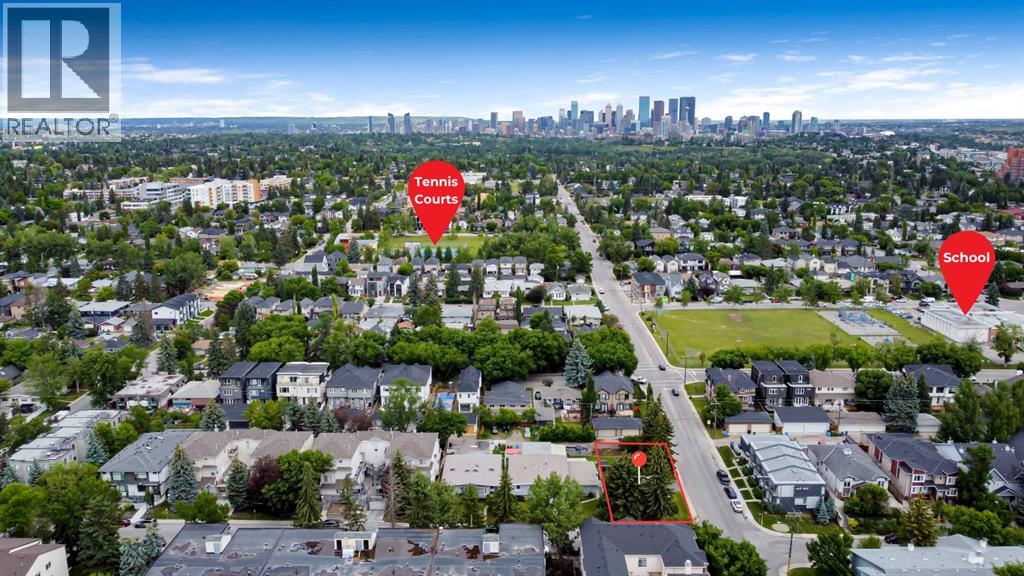 House for Sale in 604 56 Avenue SW|Calgary, Alberta T2V0G8
