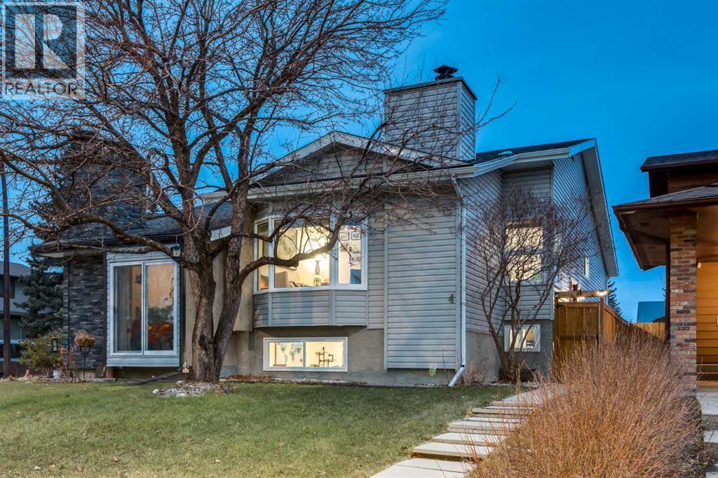 Duplex for Sale in 4 CEDARBROOK Way SW|Calgary, Alberta T2W3Y3