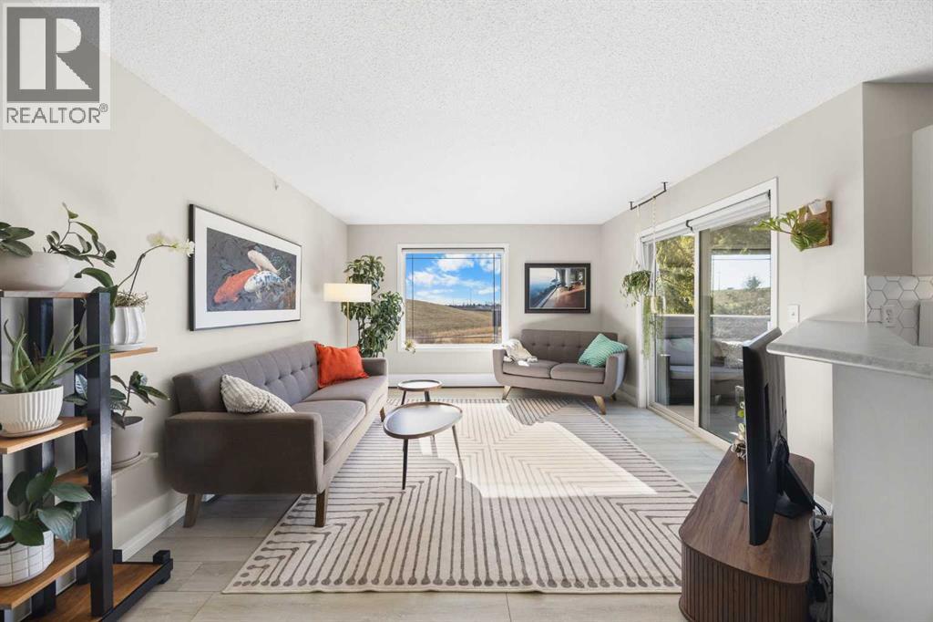 Apartment for Sale in 1301, 1301 Tuscarora Manor NW|Calgary, Alberta T3L2J9 2