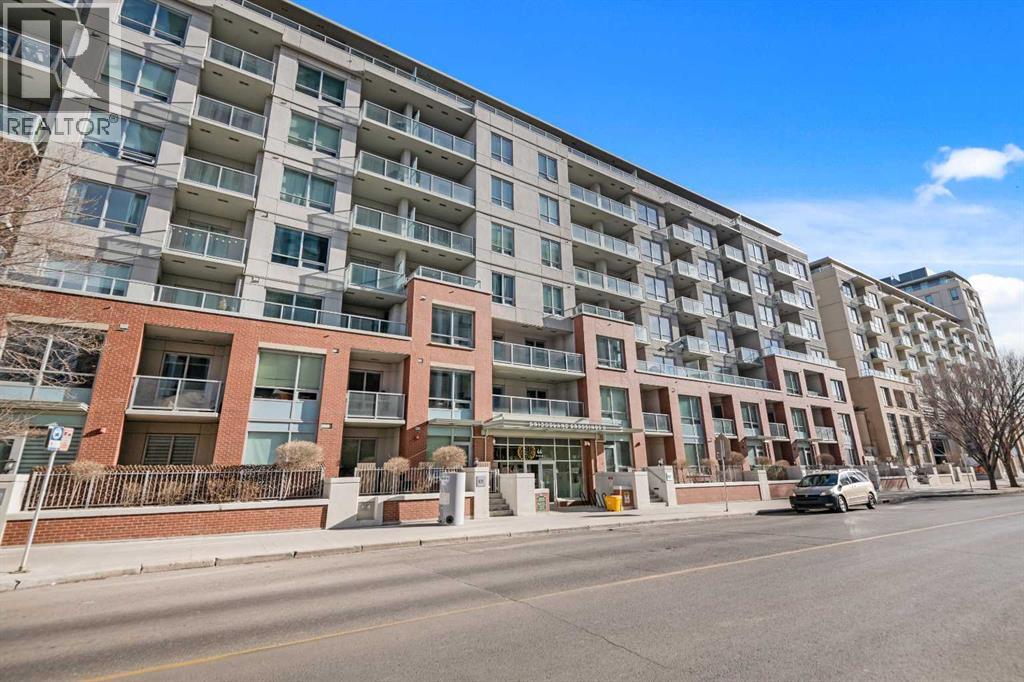 Apartment for Sale in 111, 46 9 Street NE|Calgary, Alberta T2E7Y1 2