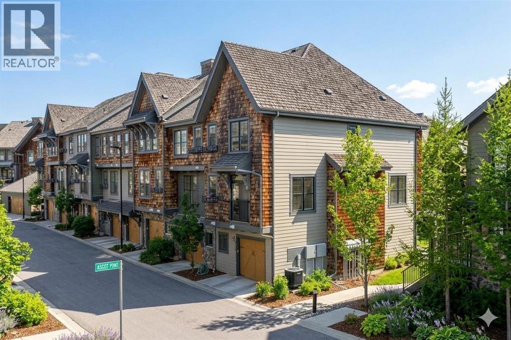 Row / Townhouse for Sale in 455 Ascot Circle SW|Calgary, Alberta T3H0X3 2