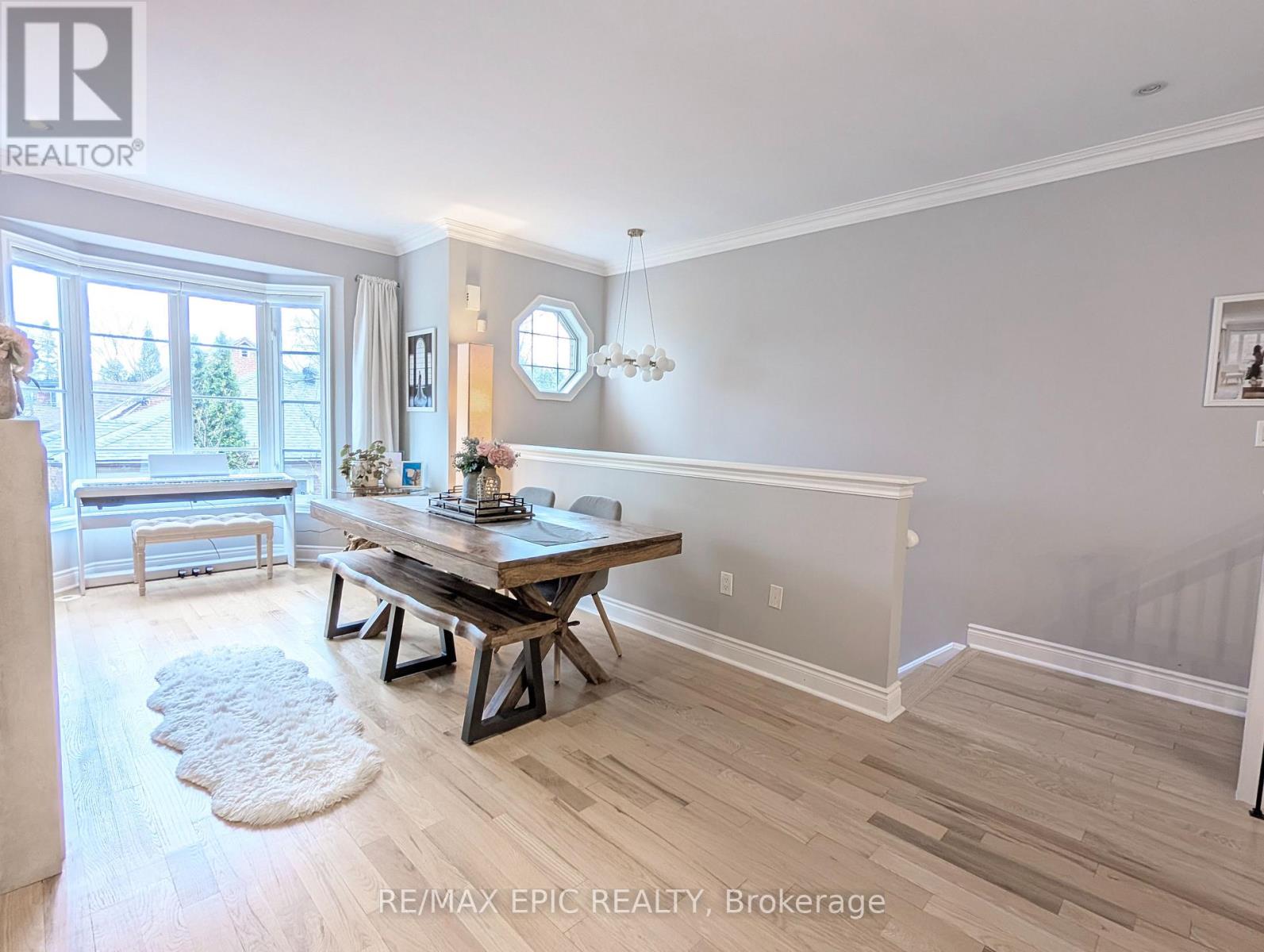 Row / Townhouse for Sale in 3 - 235 VAN DUSEN BOULEVARD|Toronto (Islington-City Centre West), Ontario M8Z3J2 2