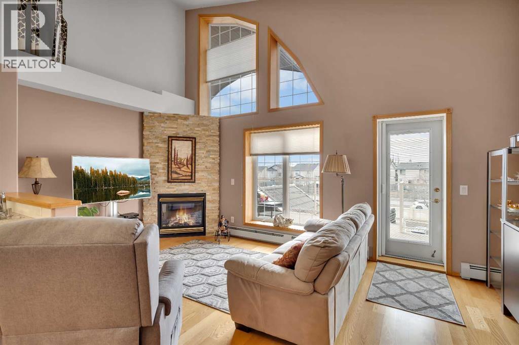 Apartment for Sale in 303, 728 Country Hills Road NW|Calgary, Alberta T3K5K8 3