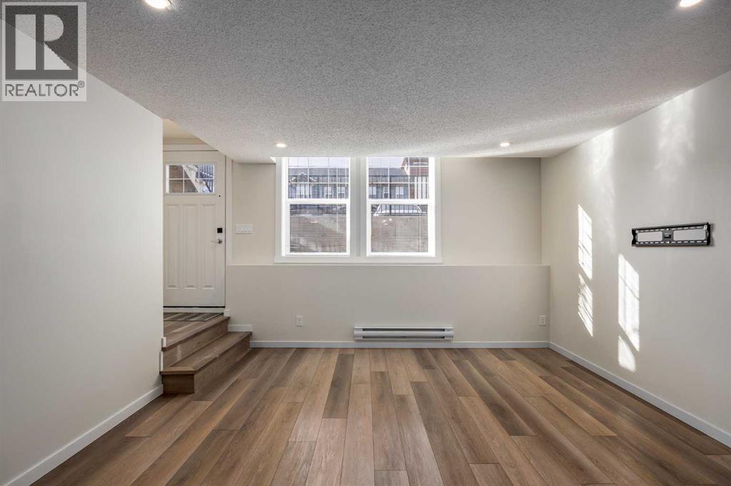 Row / Townhouse for Sale in 305 Cranbrook Square SE|Calgary, Alberta T3M3K8 5