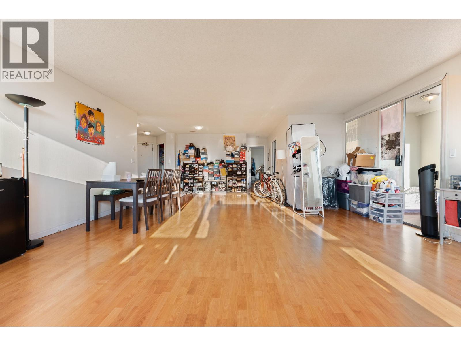 For sale: 1301 2628 ASH STREET, Vancouver, British Columbia V5Z4L2