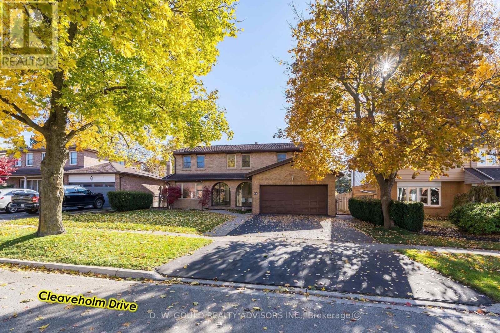 41 CLEAVEHOLM DRIVE