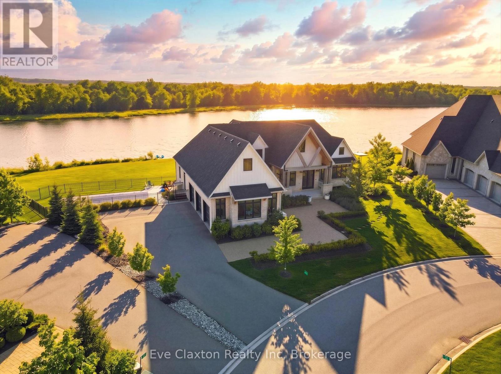 129 HERITAGE LAKE DRIVE