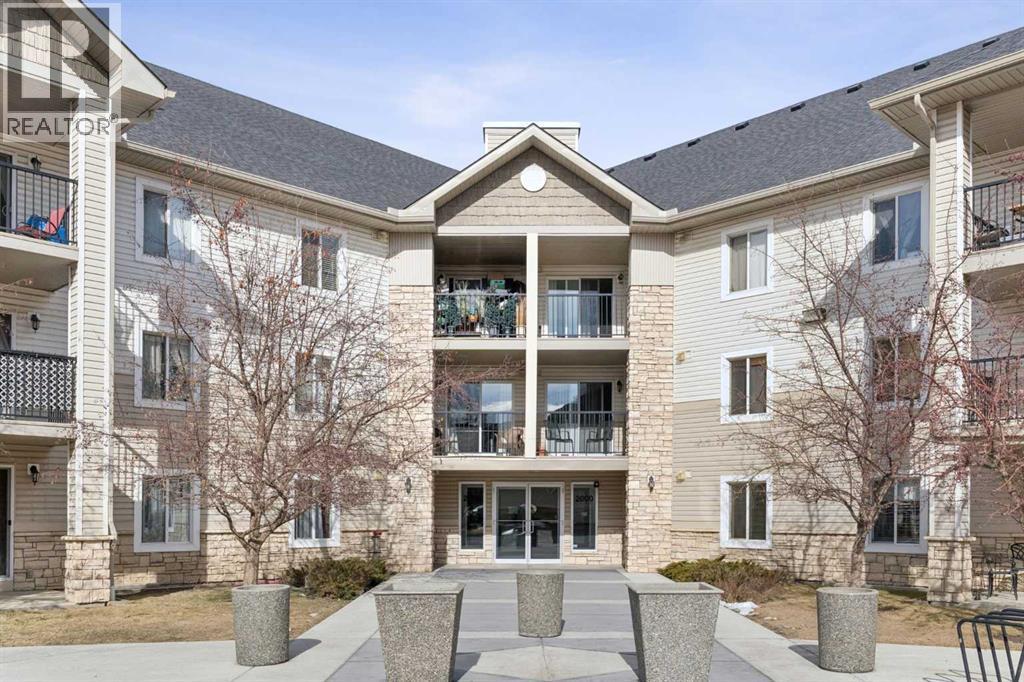 Apartment for Sale in 2211, 2371 Eversyde Avenue SW|Calgary, Alberta T2Y5B8 3