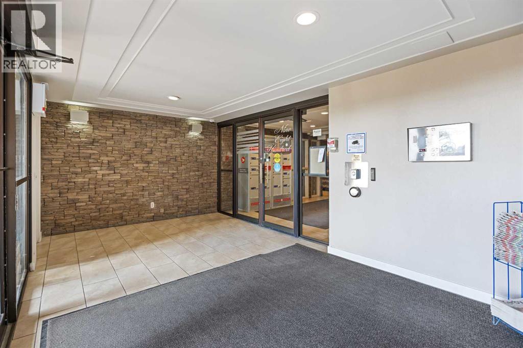 Apartment for Sale in 1506, 9800 Horton Road SW|Calgary, Alberta T2V5B5 5