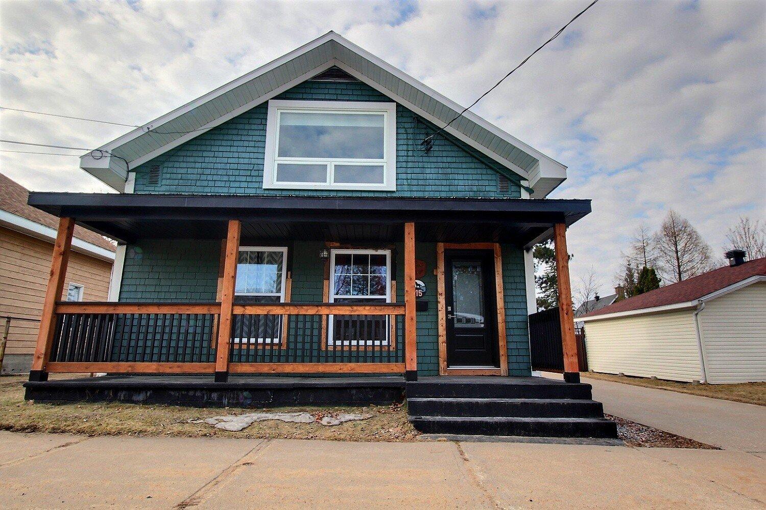 315 Rue St-Zéphirin, La Tuque, Quebec G9X1X1