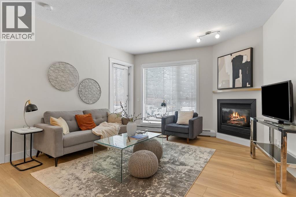 Apartment for Sale in 125, 69 Springborough Court SW|Calgary, Alberta T3H5V5 2