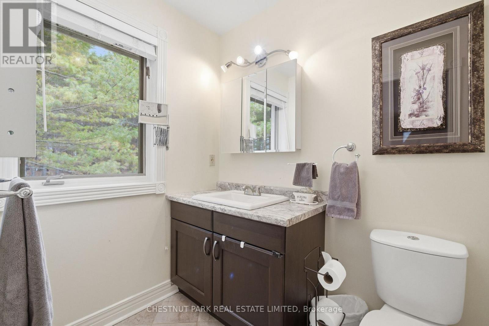 For sale: 3587 COUNTY RD 7, Prince Edward County (North Marysburg Ward ...