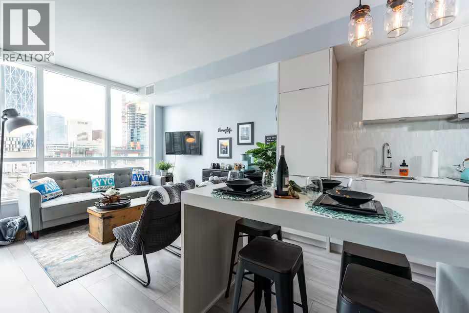 Apartment for Sale in 425, 615 6 Avenue SE|Calgary, Alberta T2G1S2 4