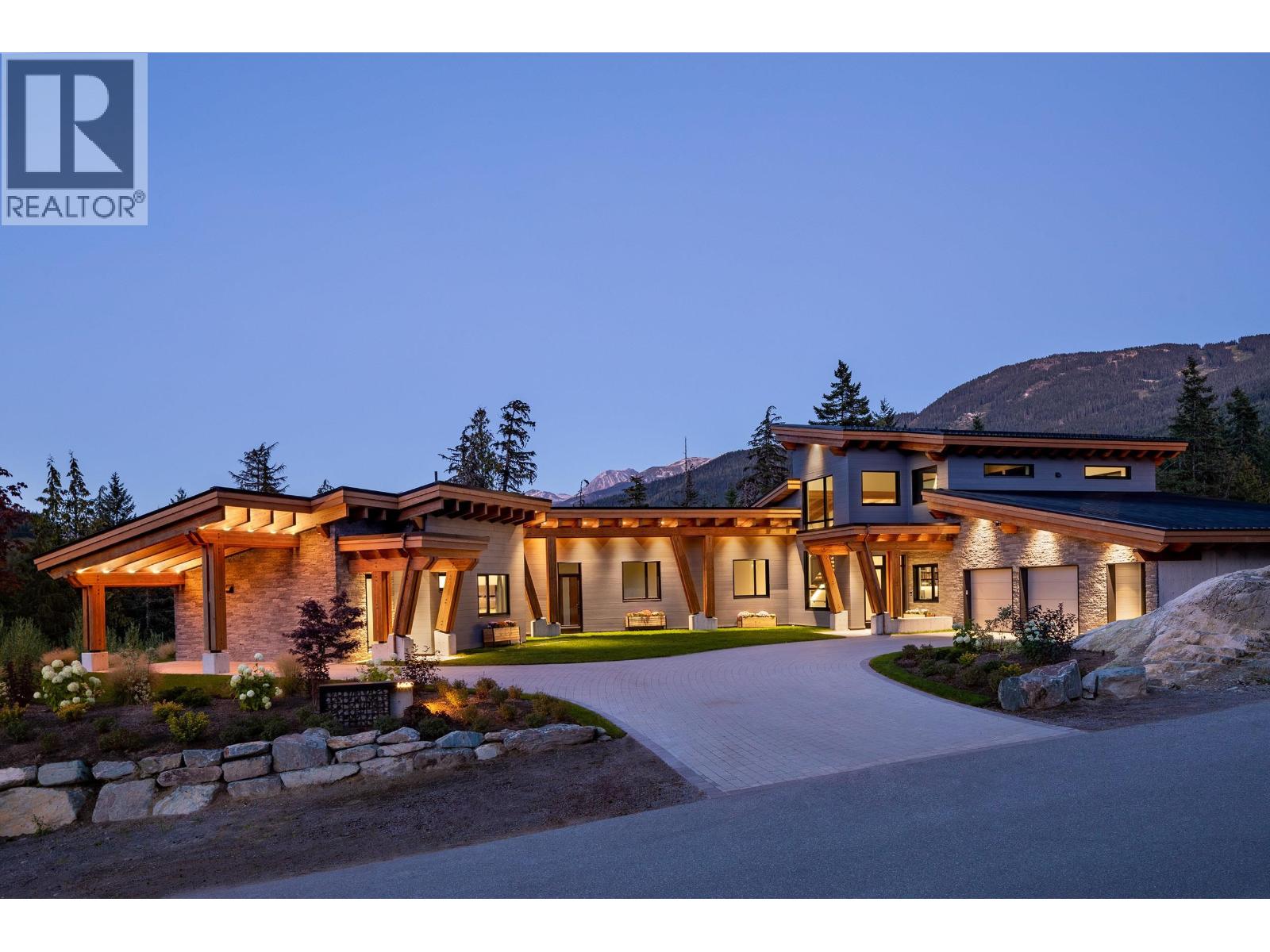 1600 SOUTHLANDS LANE