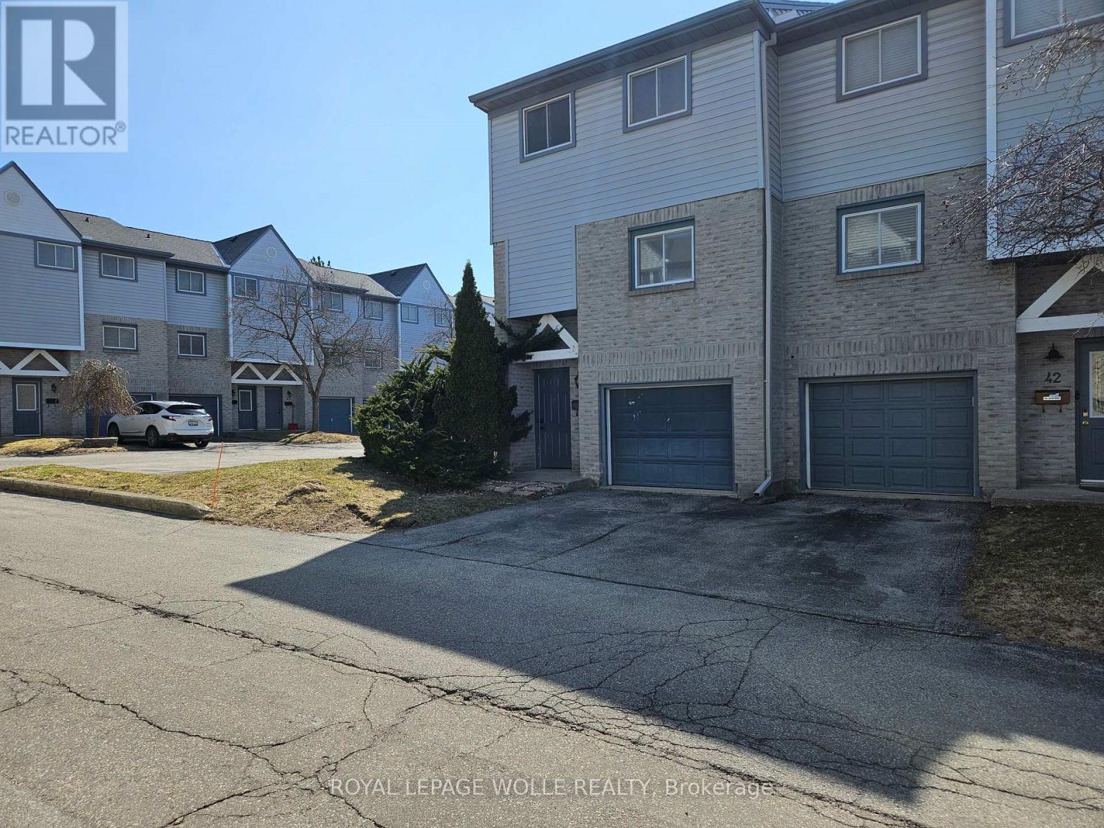 43 - 589 BEECHWOOD DRIVE, Waterloo, Ontario N2T2K9