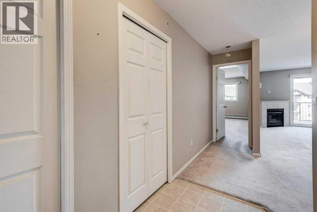 Apartment for Sale in 2410, 4975 130 Avenue SE|Calgary, Alberta T2X4P1 2