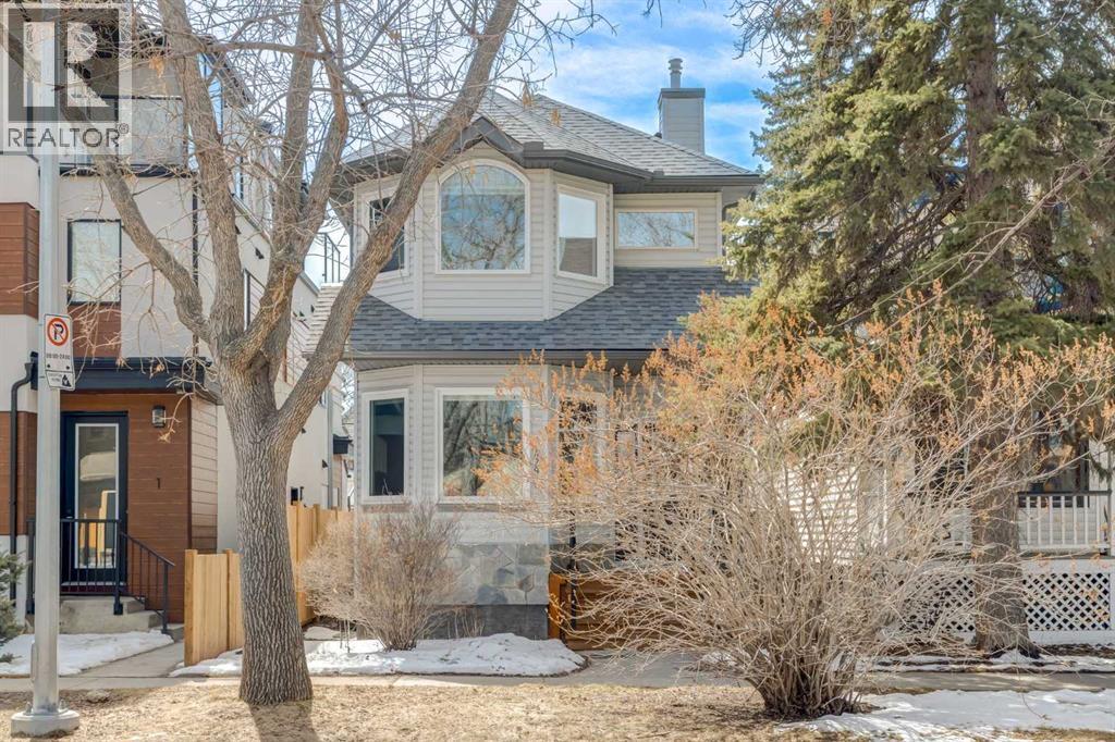 House for Sale in 429 11 Avenue NE|Calgary, Alberta T2E0Z4