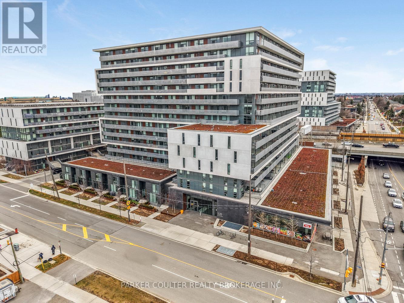 606 - 120 VARNA DRIVE, Toronto (Englemount-Lawrence), Ontario M6A0B3