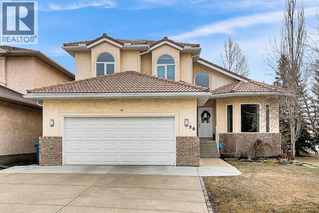 House for Sale in 28 Woodpark Close SW|Calgary, Alberta T2W6G2
