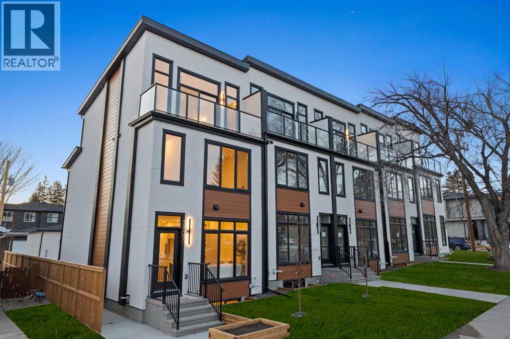 Row / Townhouse for Sale in 3107 42 Street SW|Calgary, Alberta T3E3M4