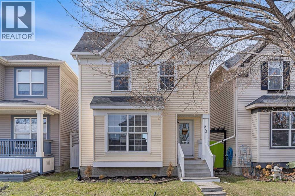 House for Sale in 215 Prestwick Heights SE|Calgary, Alberta T2Z4K3