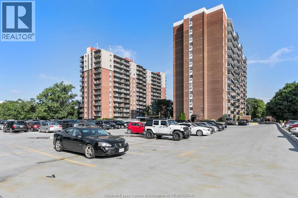 For sale: 8591 Riverside Dr. E. Unit# 802, Windsor, Ontario N8S1G3 ...