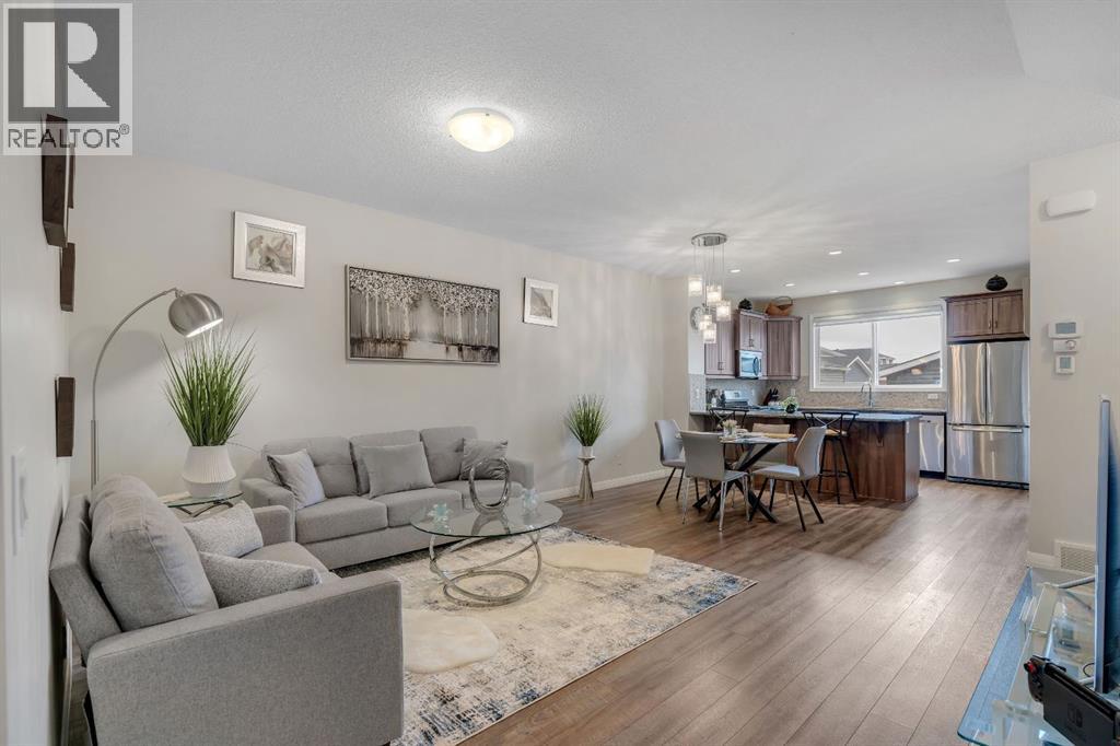 House for Sale in 77 Red Sky Way NE|Calgary, Alberta T3N0X6