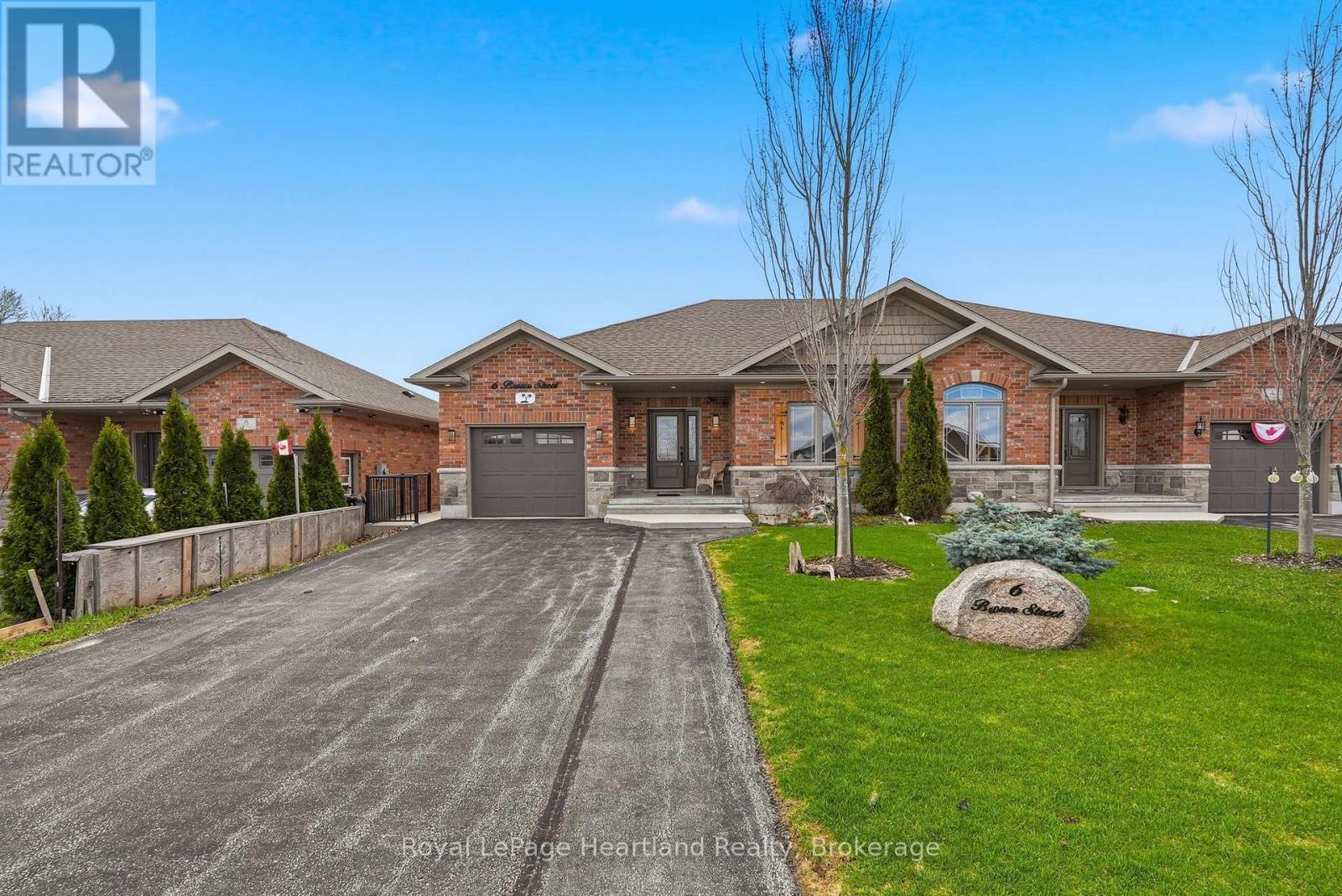 For sale: 6 BROWN STREET S, Minto, Ontario N0G1M0 - X13042462