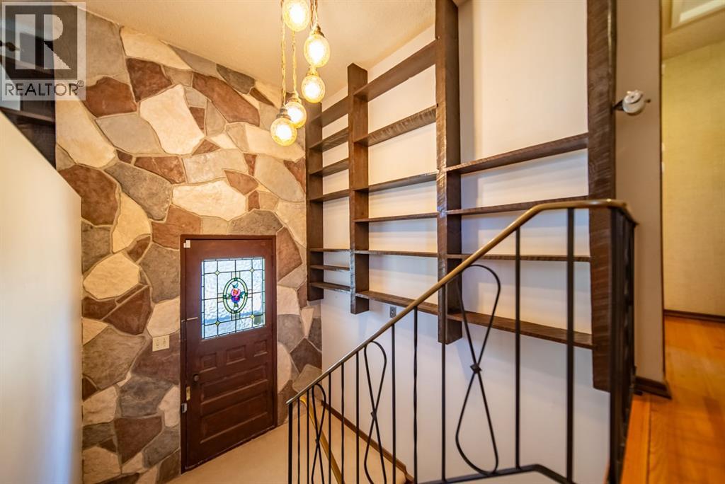 House for Sale in 3030 31A Street SE|Calgary, Alberta T2B0S9