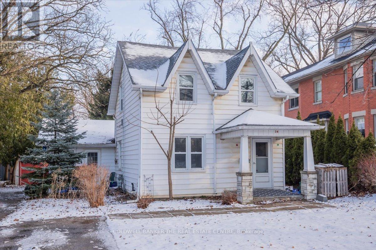 For rent: 24 MAPLE STREET, Aurora (Aurora Village), Ontario L4G1K9 ...