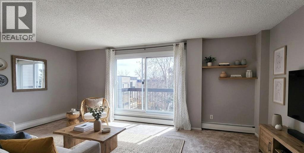 Apartment for Sale in 112, 315 Heritage Drive SE|Calgary, Alberta T2H1N2 2