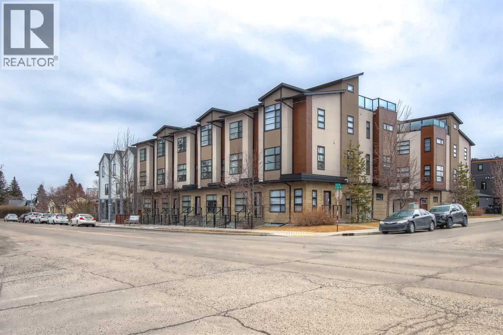 Row / Townhouse for Sale in 1545 33 Avenue SW|Calgary, Alberta T2T1Y4