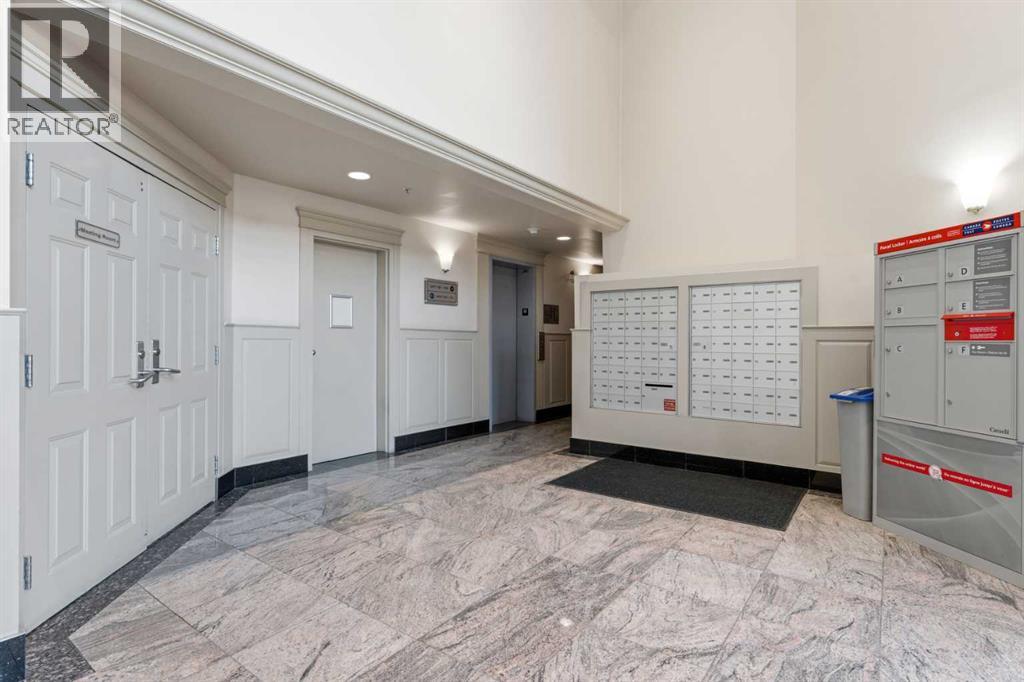 Apartment for Sale in 417, 333 Riverfront Avenue SE|Calgary, Alberta T2G5R1 4