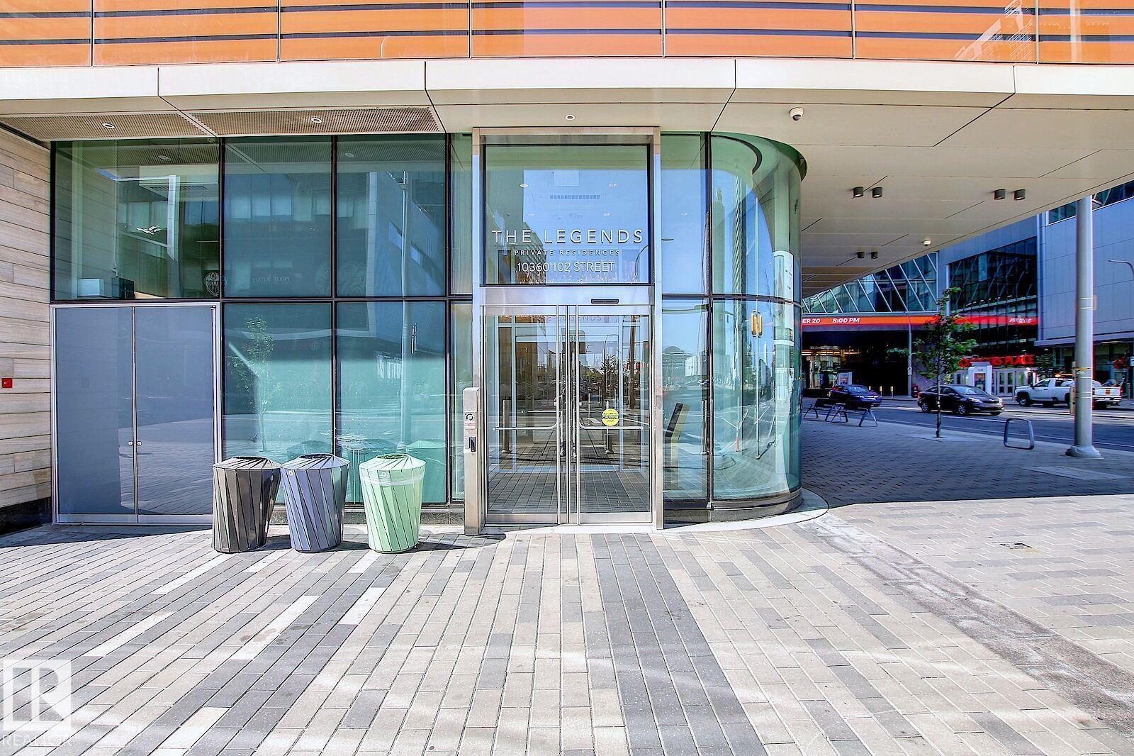 #3205 10360 102 ST NW