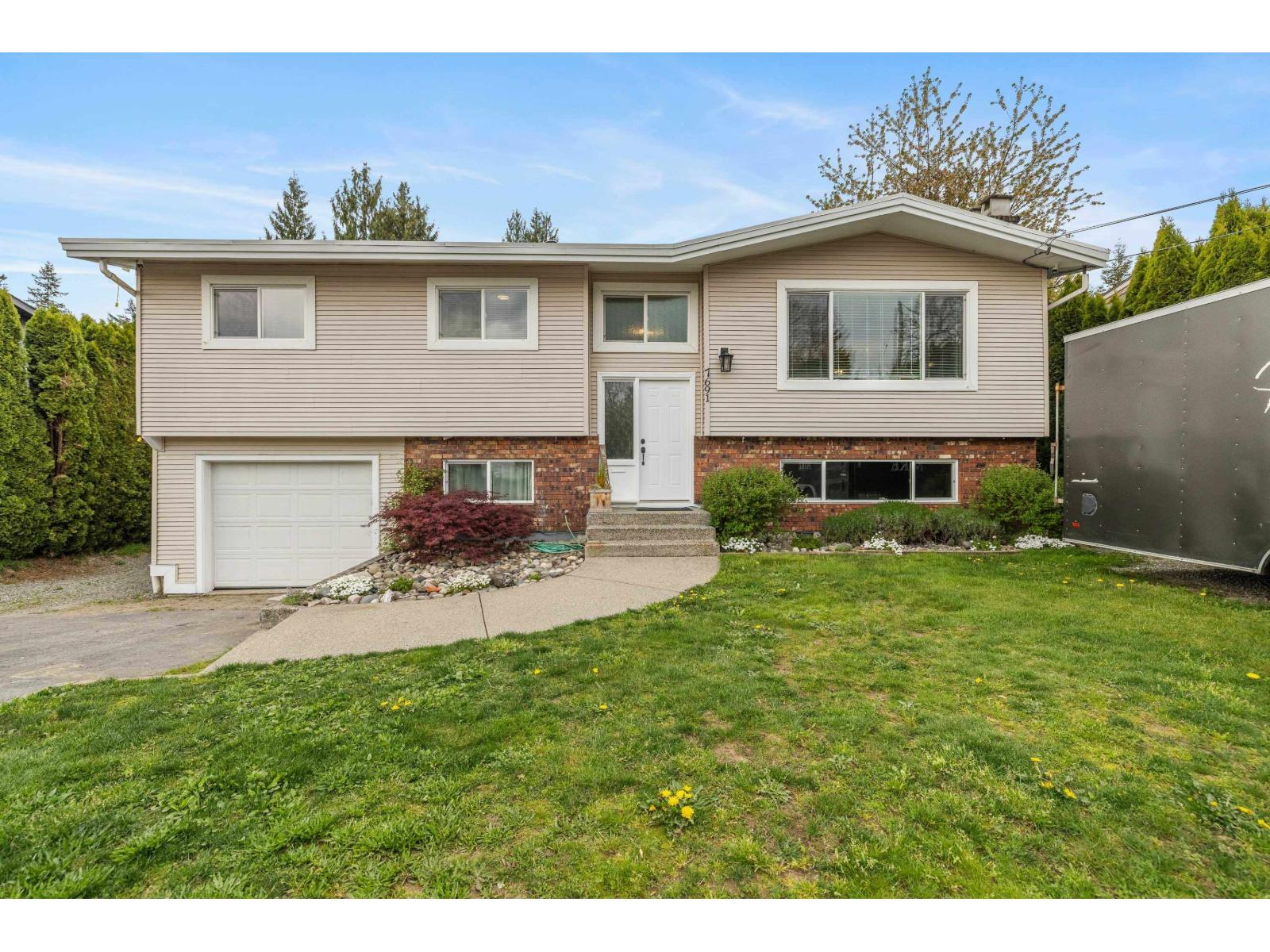 7691 WOODCOCK CRESCENT