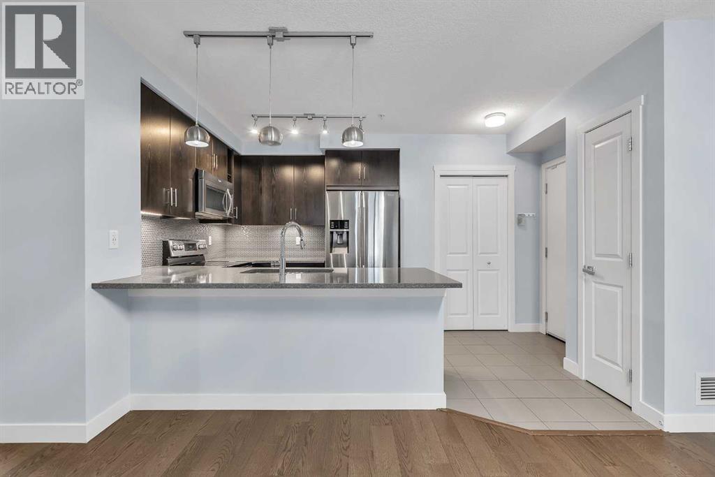 Apartment for Sale in 111, 25 Auburn Meadows Avenue SE|Calgary, Alberta T3M2L3 2