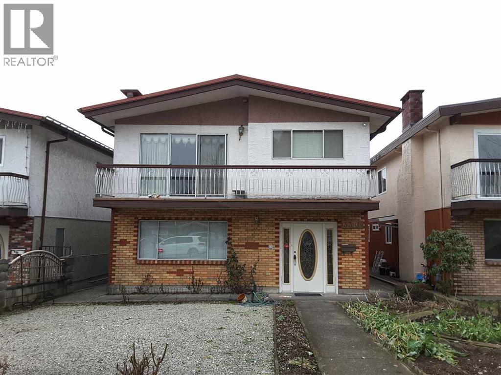 3396 QUEENS AVENUE|Vancouver, British Columbia V5R4V1