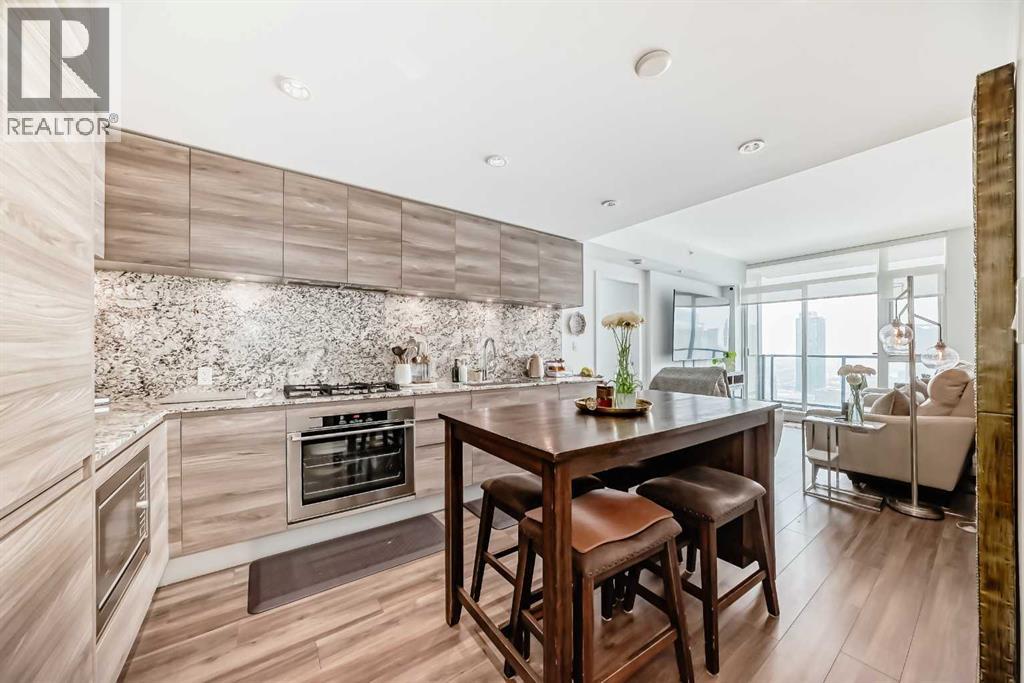 Apartment for Sale in 2205, 310 12 Avenue SW|Calgary, Alberta T2R1B5