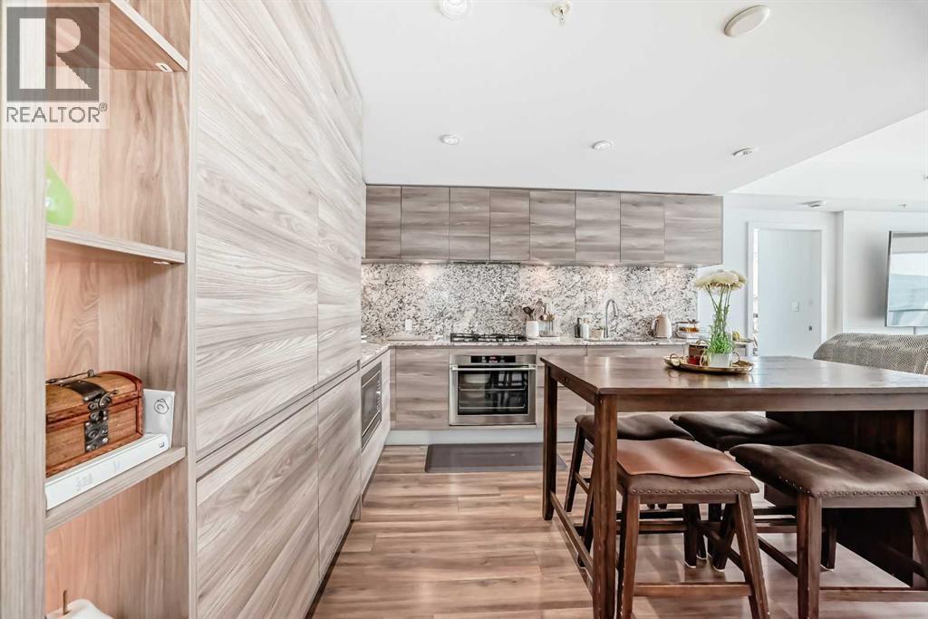 Apartment for Sale in 2205, 310 12 Avenue SW|Calgary, Alberta T2R1B5 2