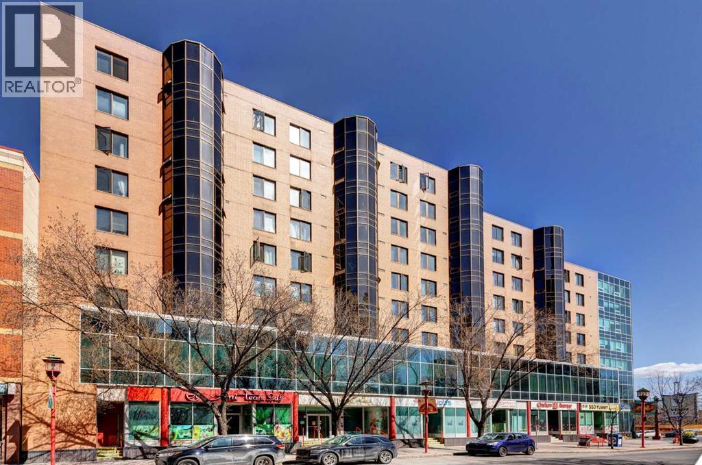 Apartment for Sale in 301, 128 2 Avenue SE|Calgary, Alberta T2G5J5 2