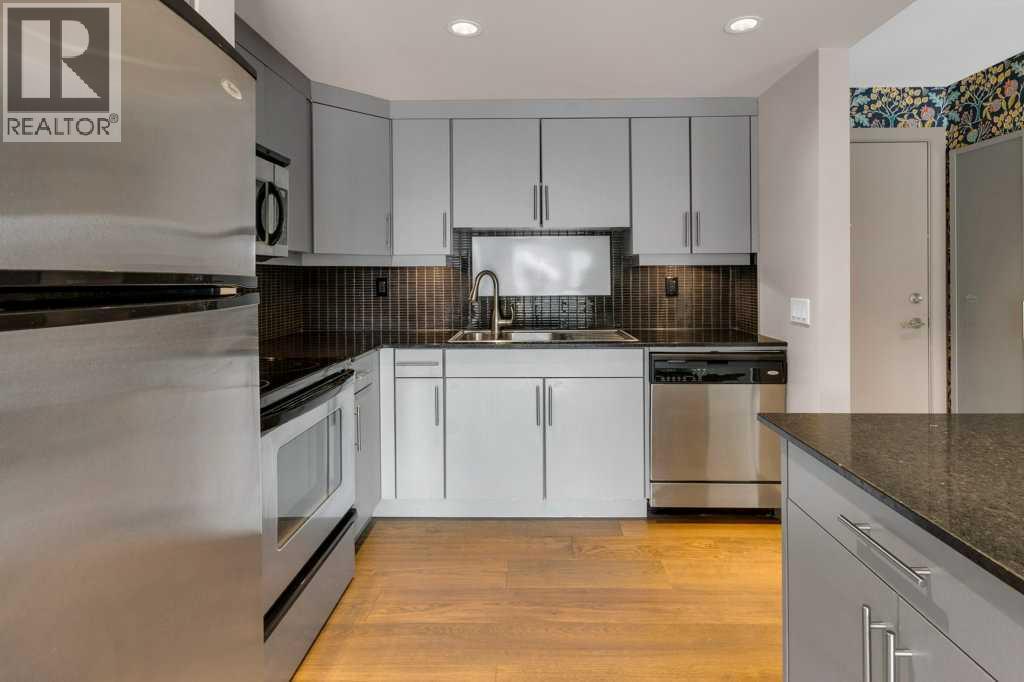 Apartment for Sale in 201, 410 1 Avenue NE|Calgary, Alberta T2E0B4 5