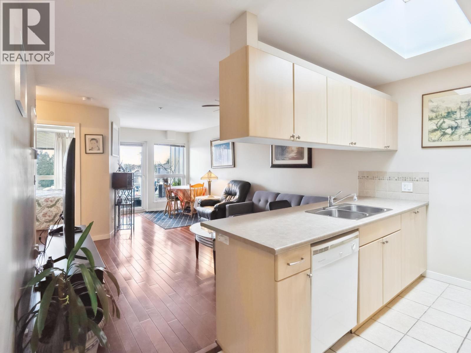 416 2891 E HASTINGS STREET|Vancouver, British Columbia V5K5J8