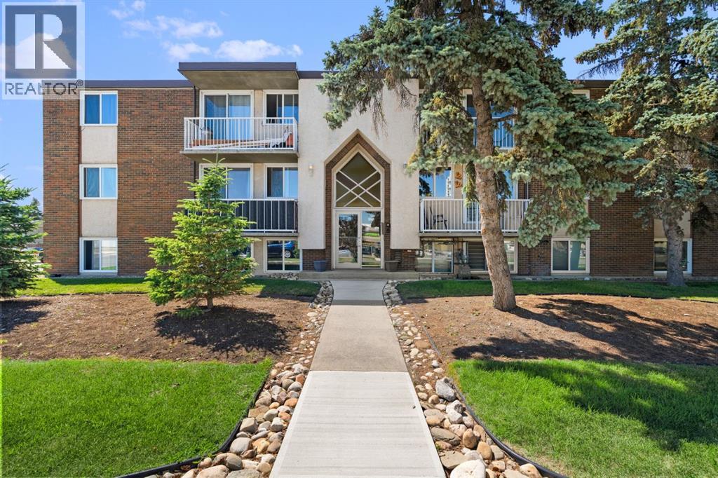 Apartment for Sale in 102, 1143 37 Street SW|Calgary, Alberta T3C1S5