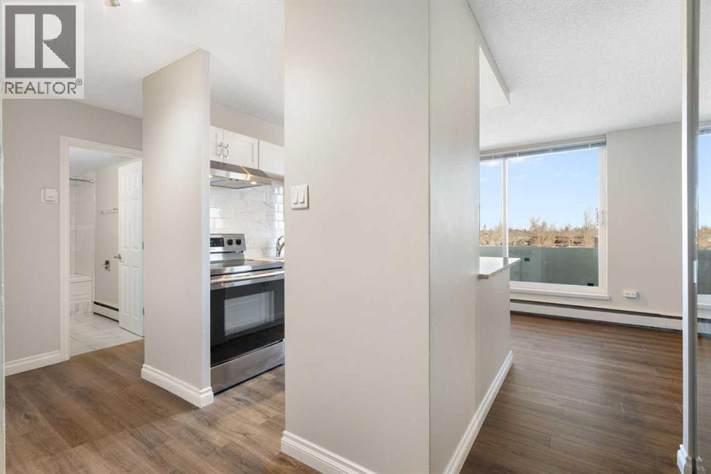 Apartment for Sale in 505, 316 1 Avenue NE|Calgary, Alberta T2E0B2 4