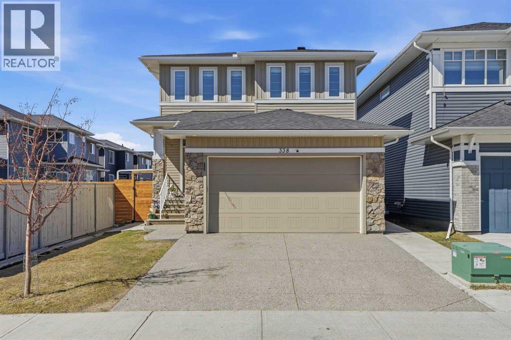 House for Sale in 338 Red Sky Terrace NE|Calgary, Alberta T3N1N1