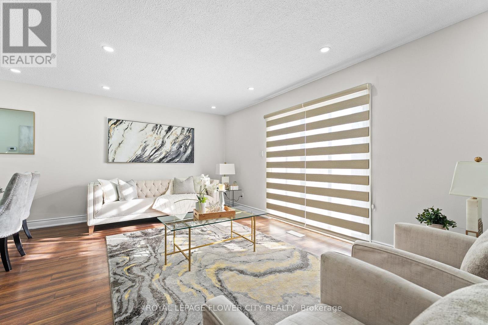 Row / Townhouse for Sale in 87 TULIP DRIVE|Brampton (Fletcher's Creek South), Ontario L6Y3W9 5