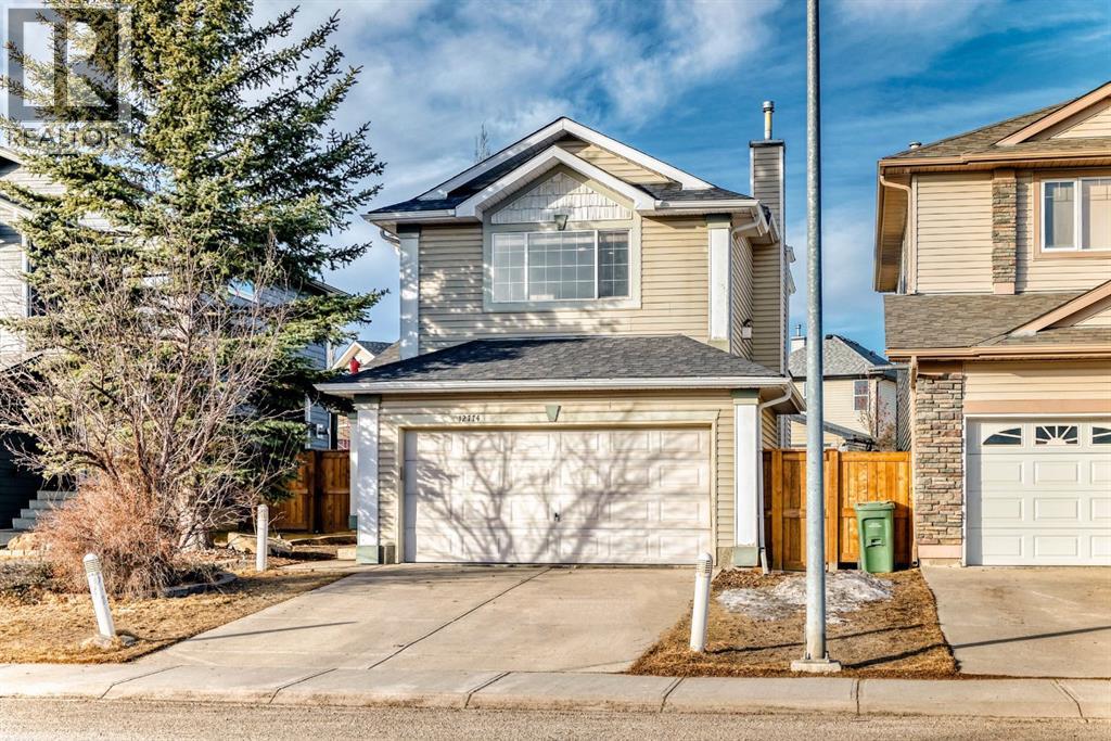 House for Sale in 12774 Coventry Hills Way NE|Calgary, Alberta T3K5E2 2