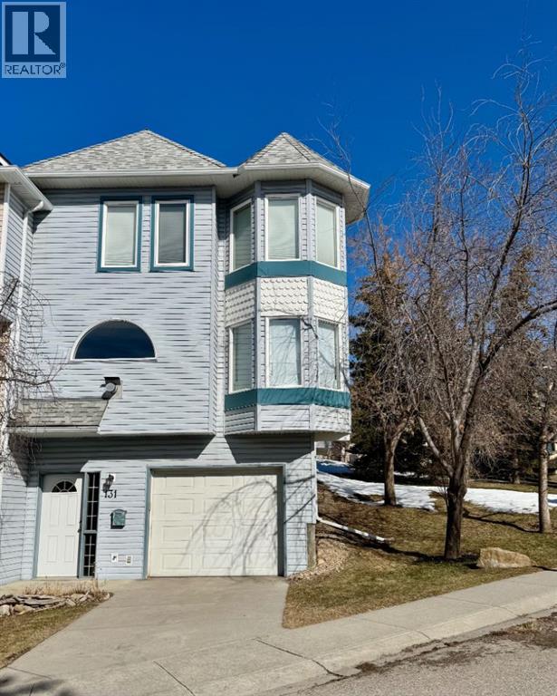 Row / Townhouse for Sale in 131 Patina Rise SW|Calgary, Alberta T3H3R5