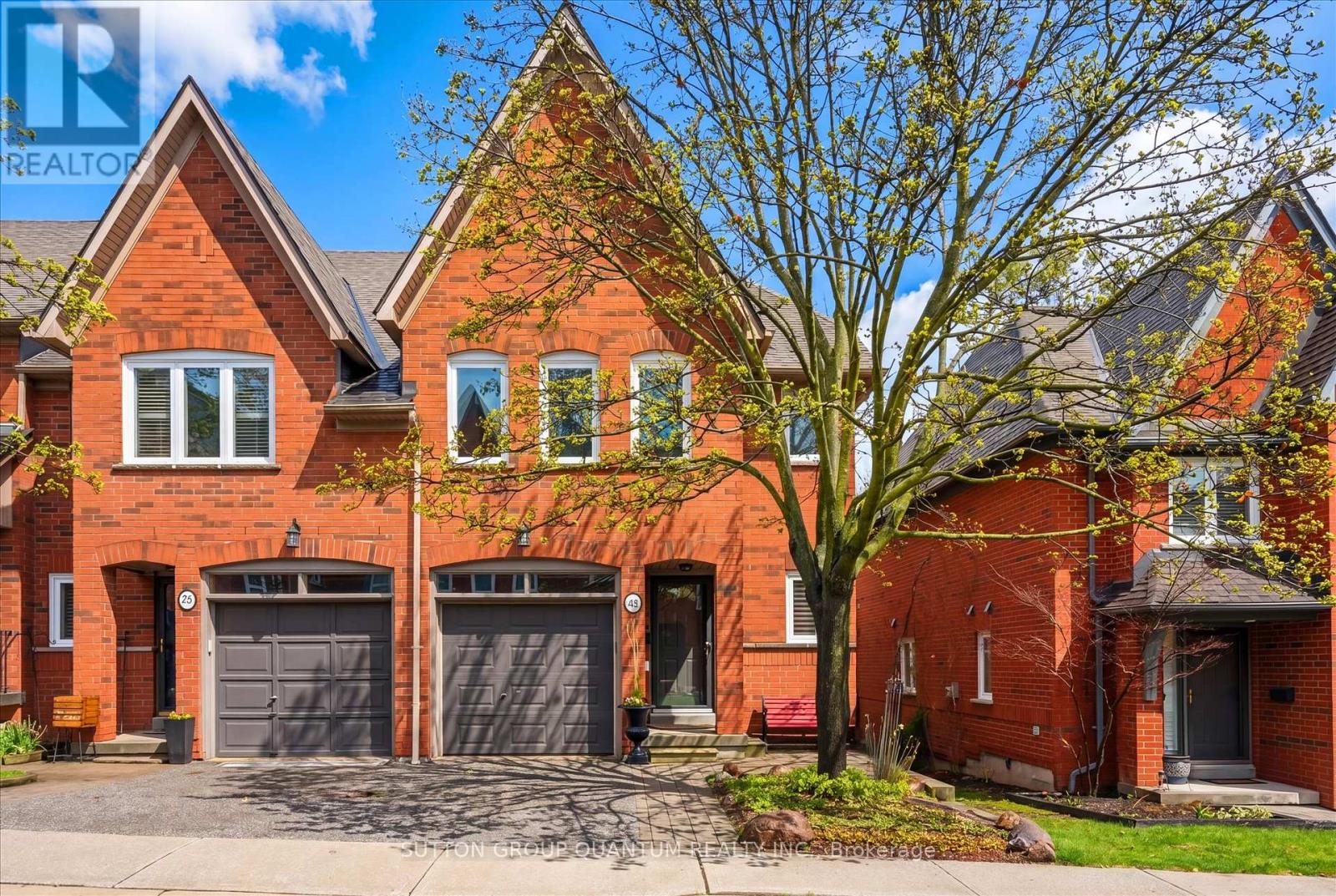 Row / Townhouse for Sale in 30C - 928 QUEEN STREET W|Mississauga (Lorne Park), Ontario L5H4K5 2